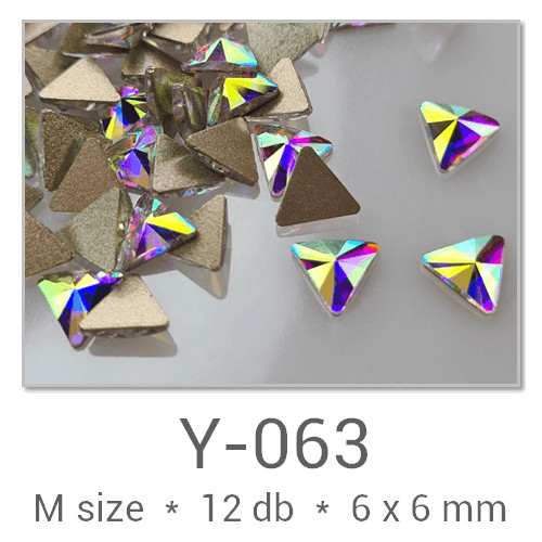 Profinails forma strasszkövek #Y-063 Crystal AB 12 db (6x6 mm háromszög)